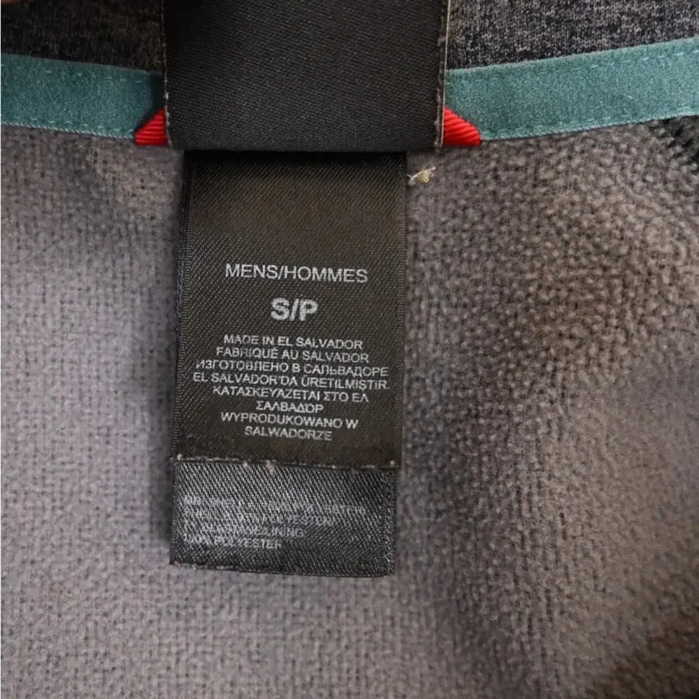 The North Face Mens S Half Zip Pullover in Dark Gray